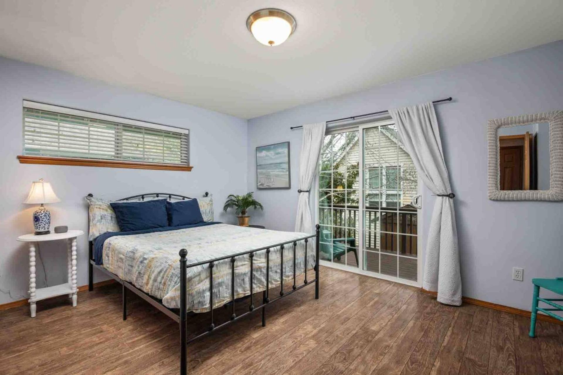 Beach Bungalow Рокълей Бийч Екстериор снимка